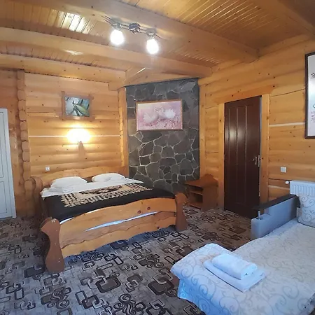 гостинний двір 